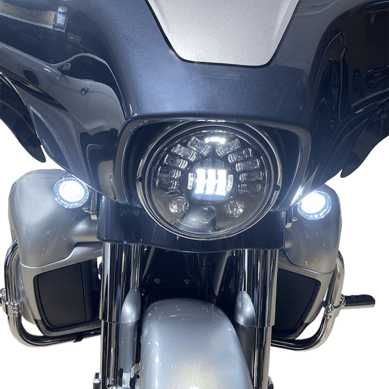 CHIEFTAIN 1200 (2015 - 2022) 7" adaptive headlamp with chrome indicator | CUSTOM DYNAMICS