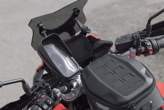 BRUTALE 800 (2016 - 2022) gps phone case kit | SW-MOTECH