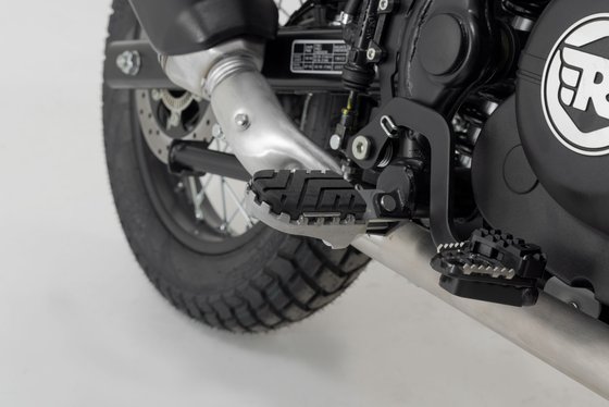 HIMALAYAN (2021 - 2021) ion footrest kit | SW-MOTECH